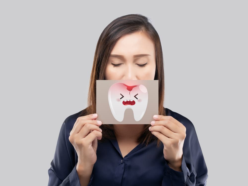 Qual o risco das receitas caseiras para clarear dentes?